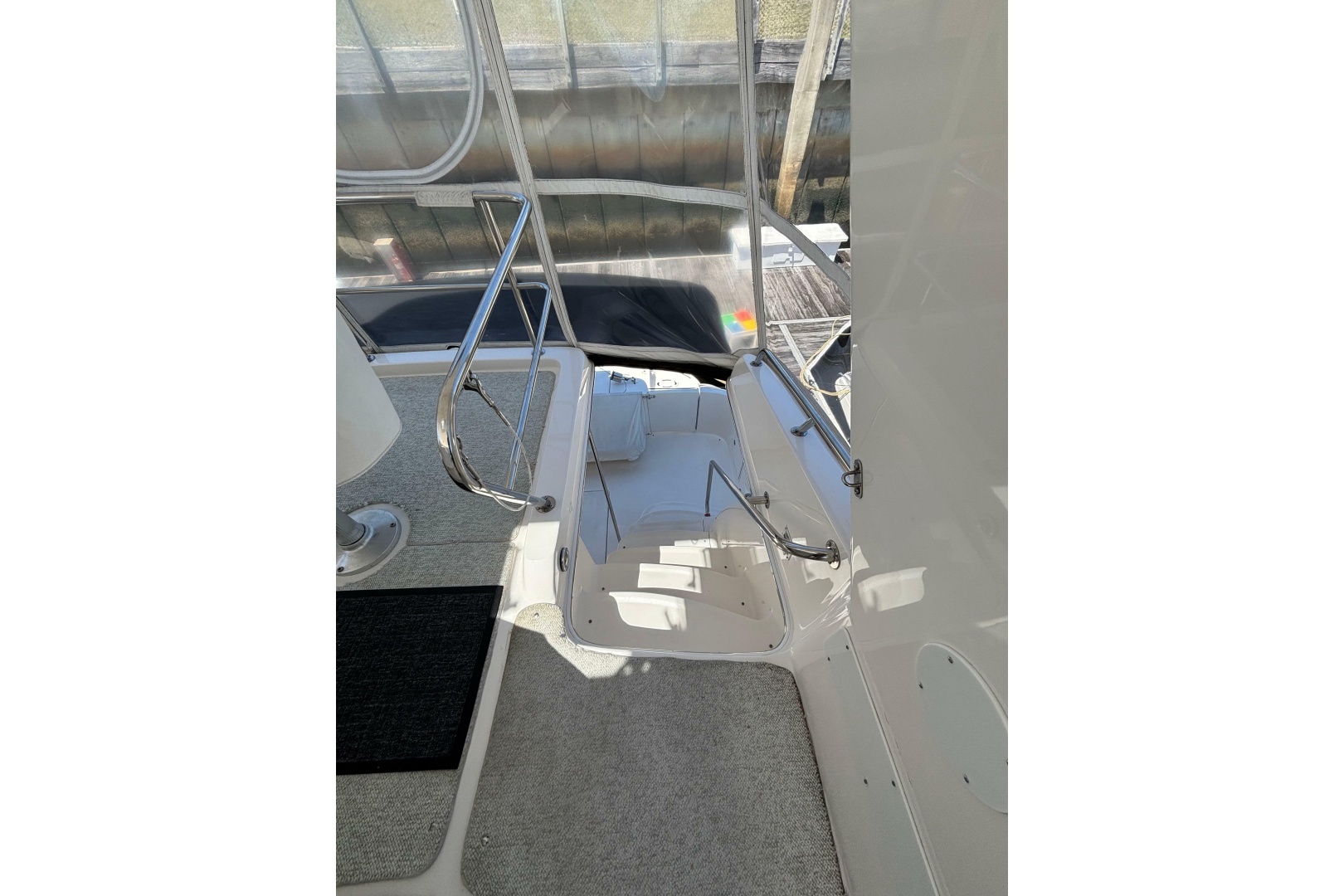 1999 Sea Ray 480 Sedan Bridge - Image 35