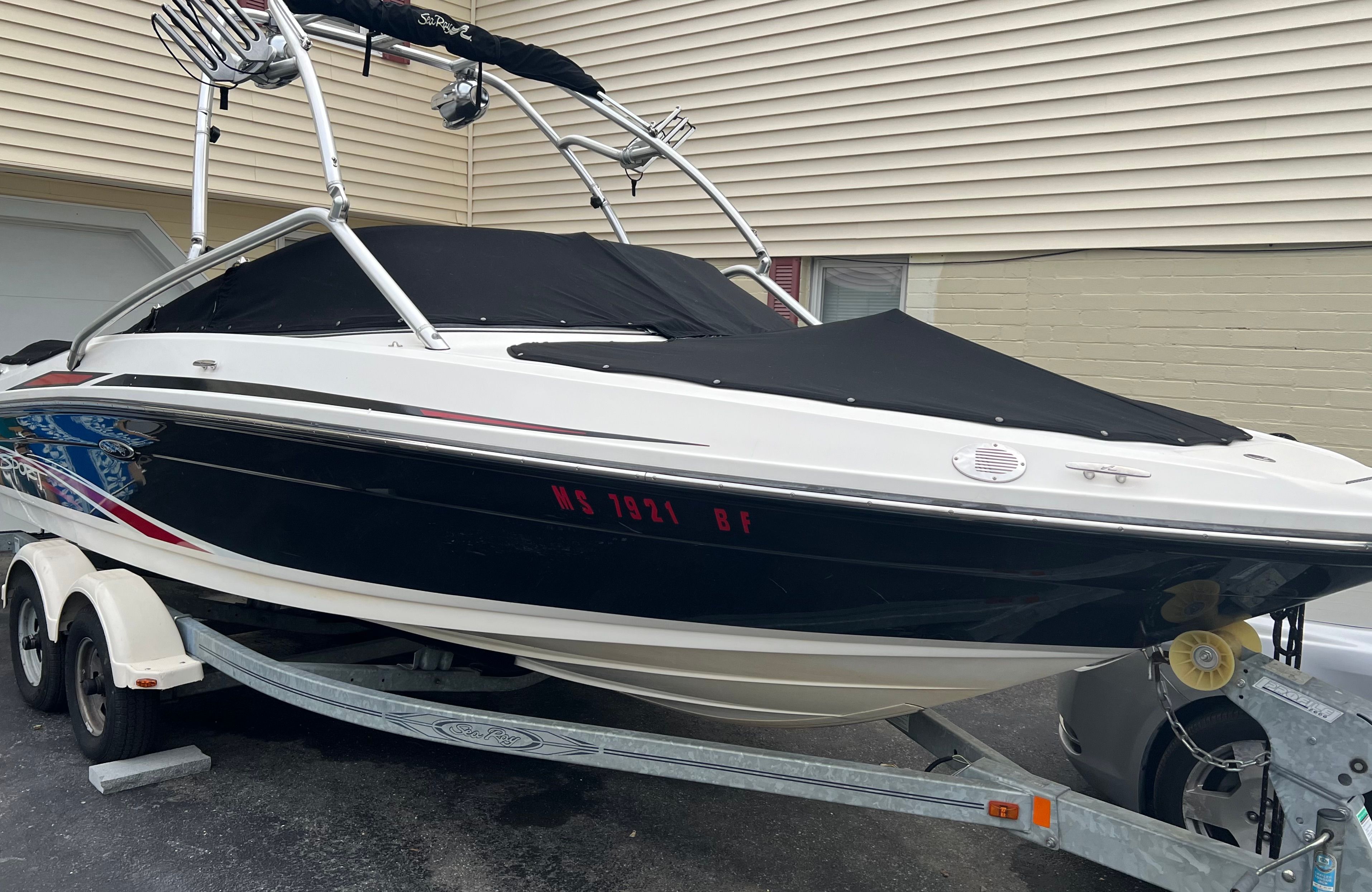 2011 Sea Ray 205 Sport