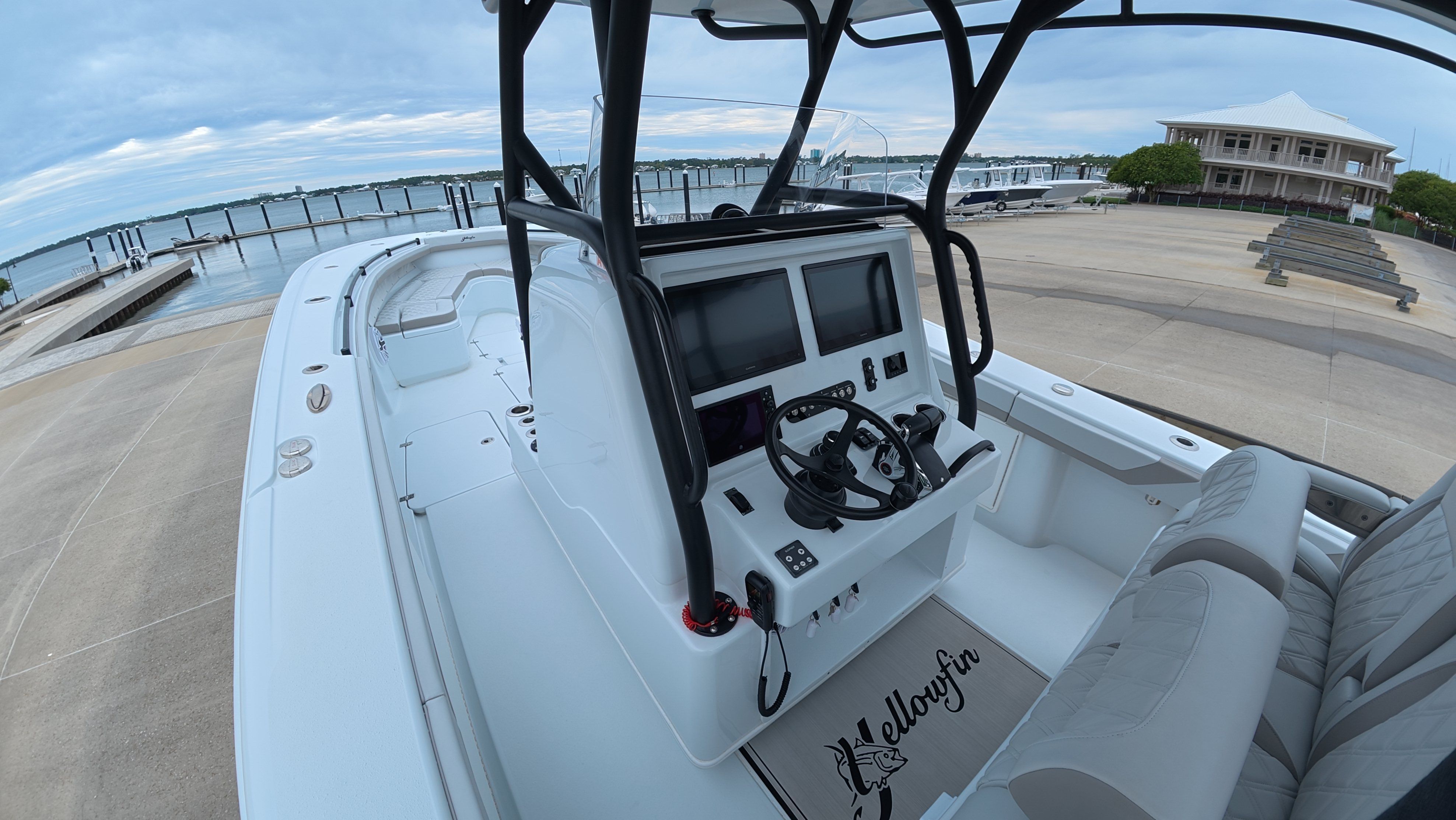 2024 Yellowfin 36 Offshore - 16