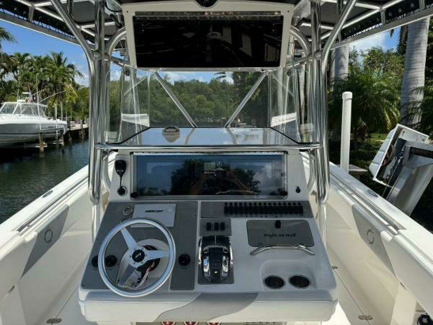 2008 Fountain 34 Center Consoles - Image 13