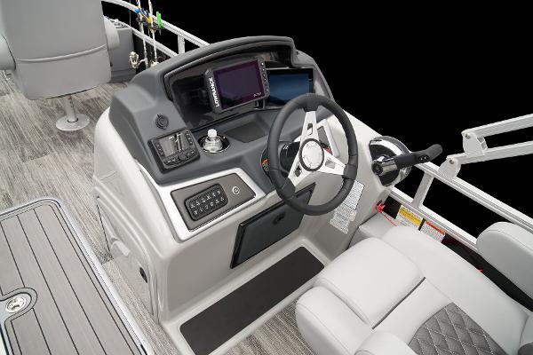 2024 Ranger Reata 223F - 33