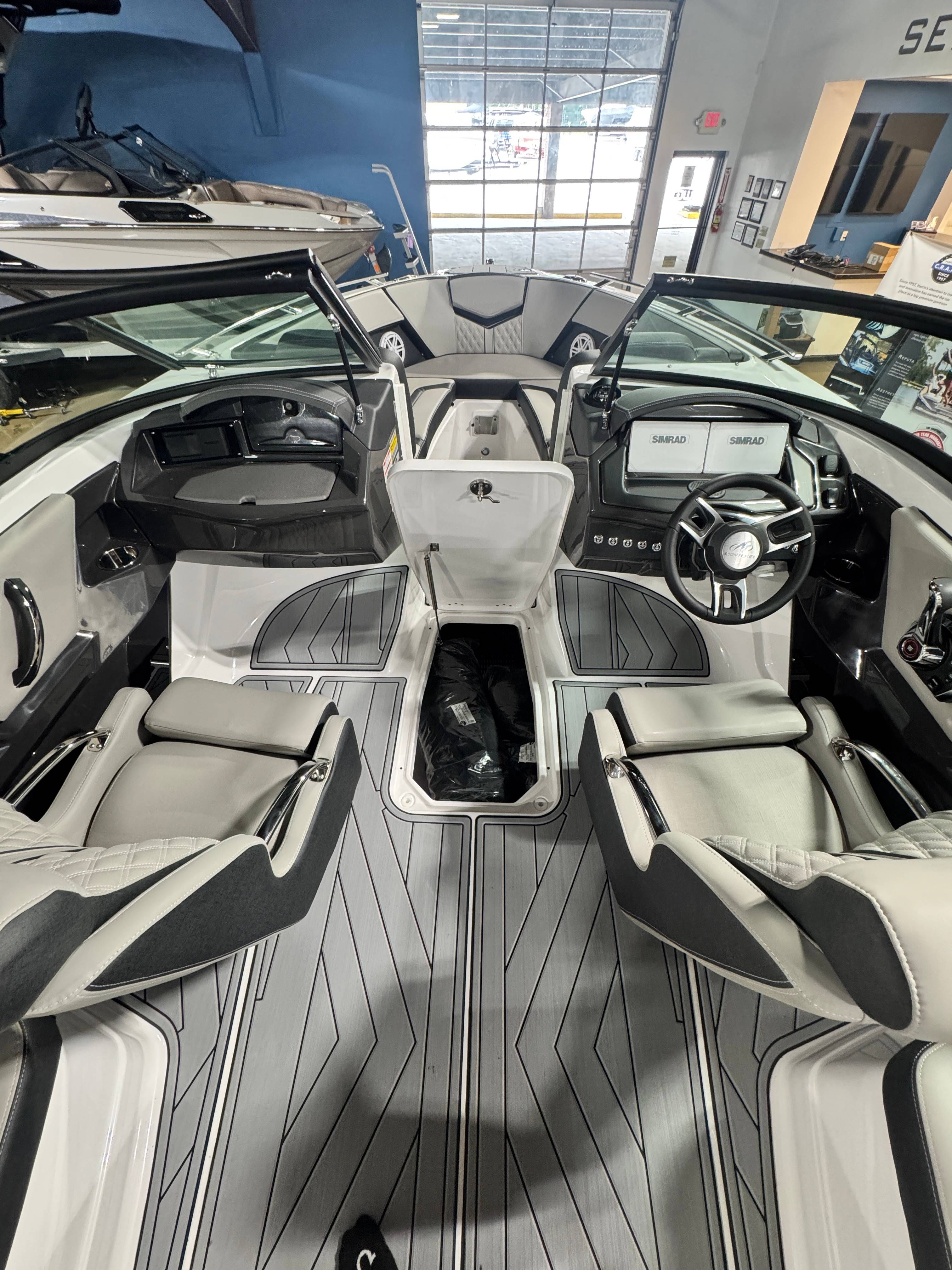 2025 Monterey 238SS Super Sport - 11