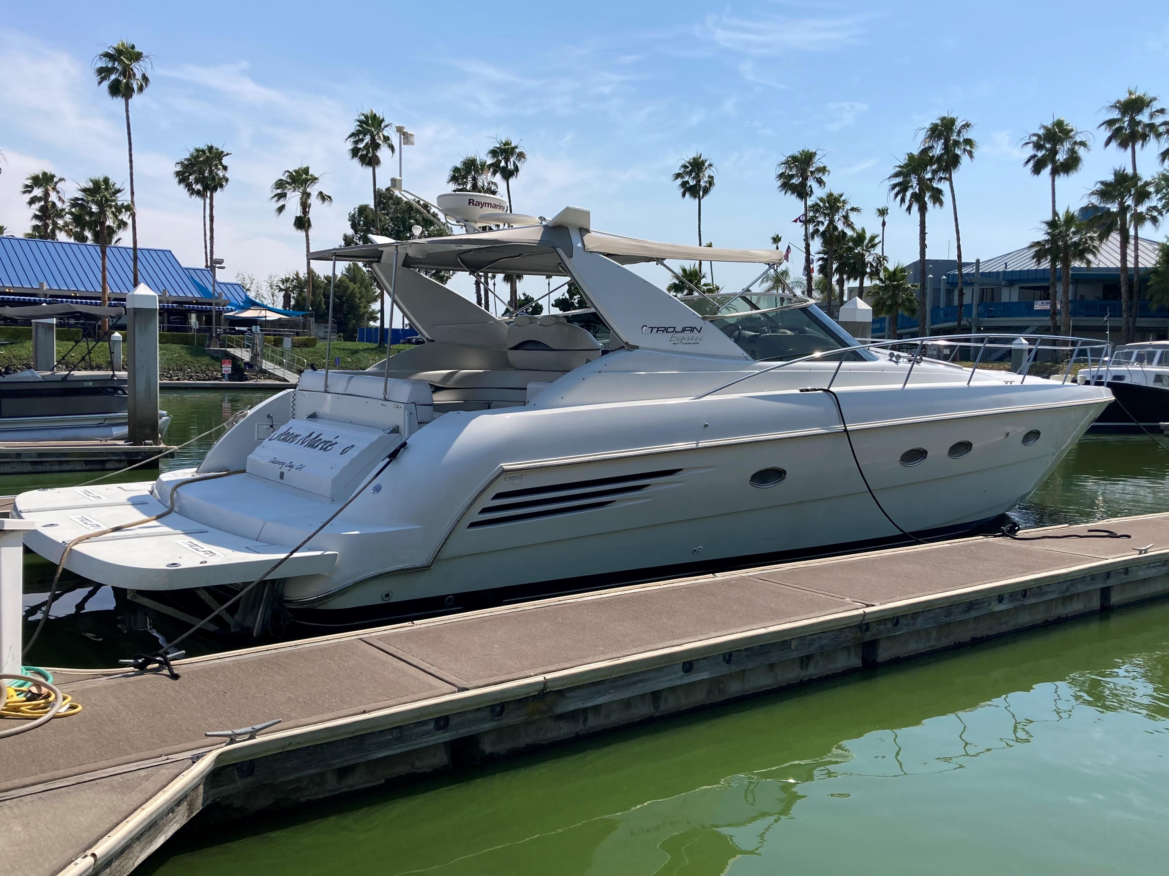 1998 Trojan 440 Express
