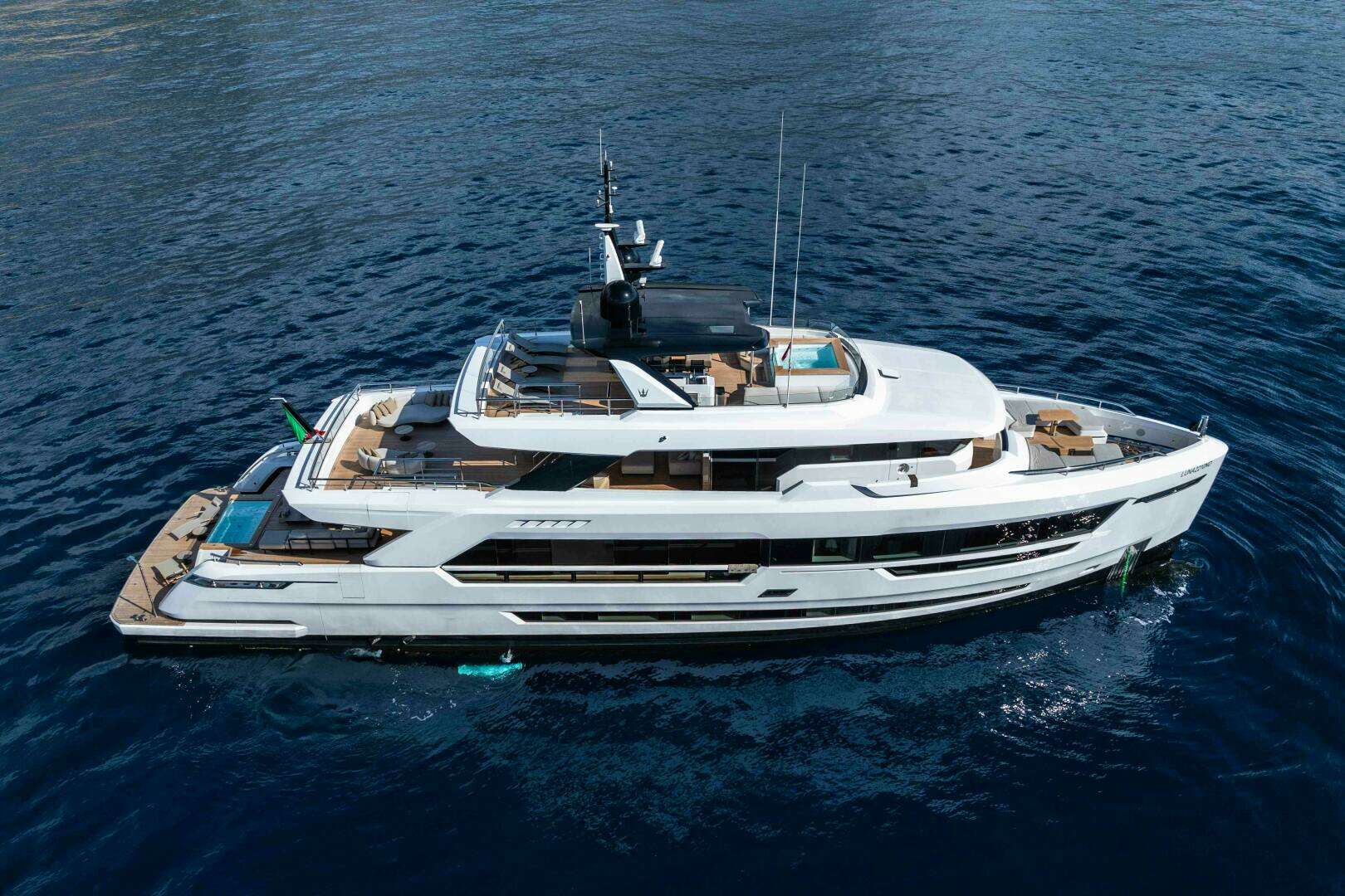 2028 Ocean King DUCALE 120 - Image 4