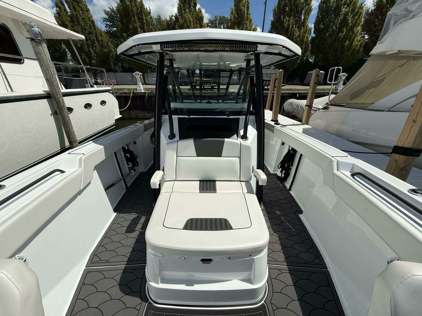 2022 Wellcraft 352 Fisherman - Image 20
