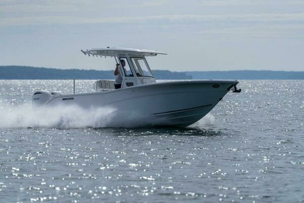 2027 Sea Fox 268 Commander