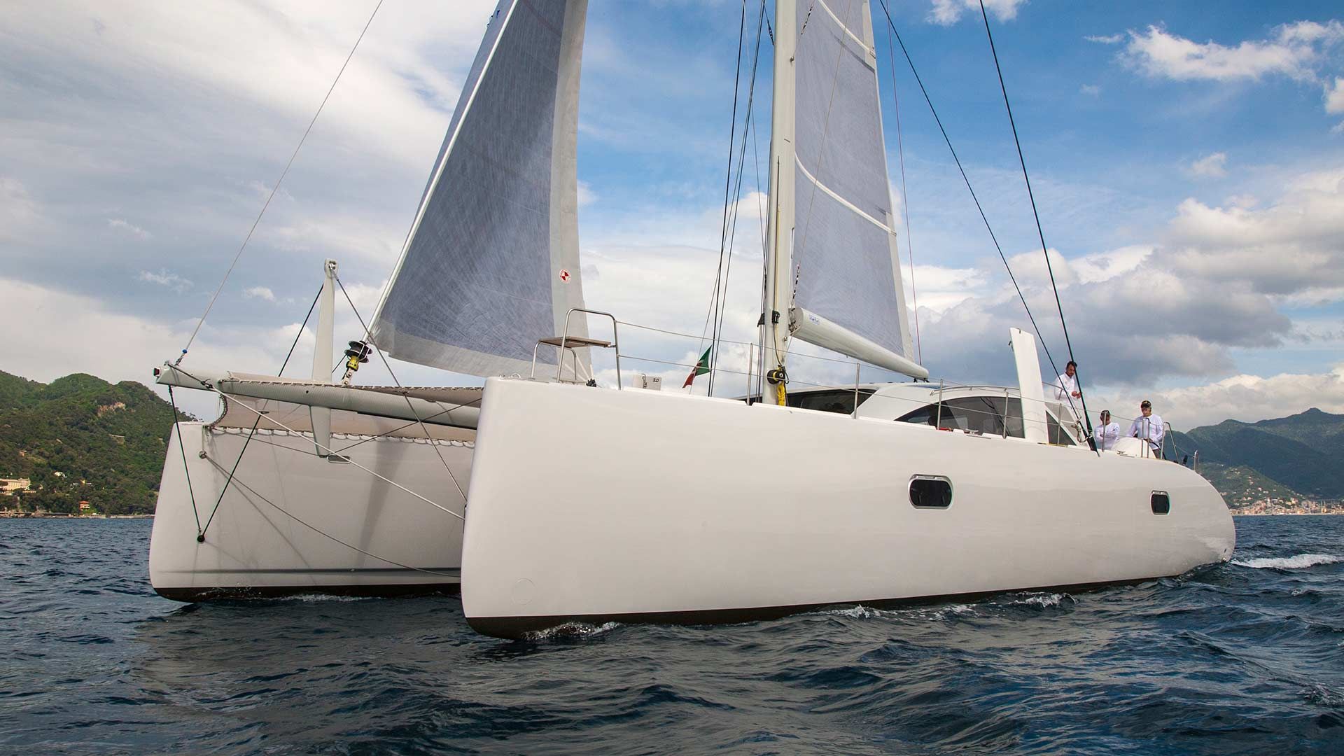 2018 Ice Yachts Ice Cat 61 - 3