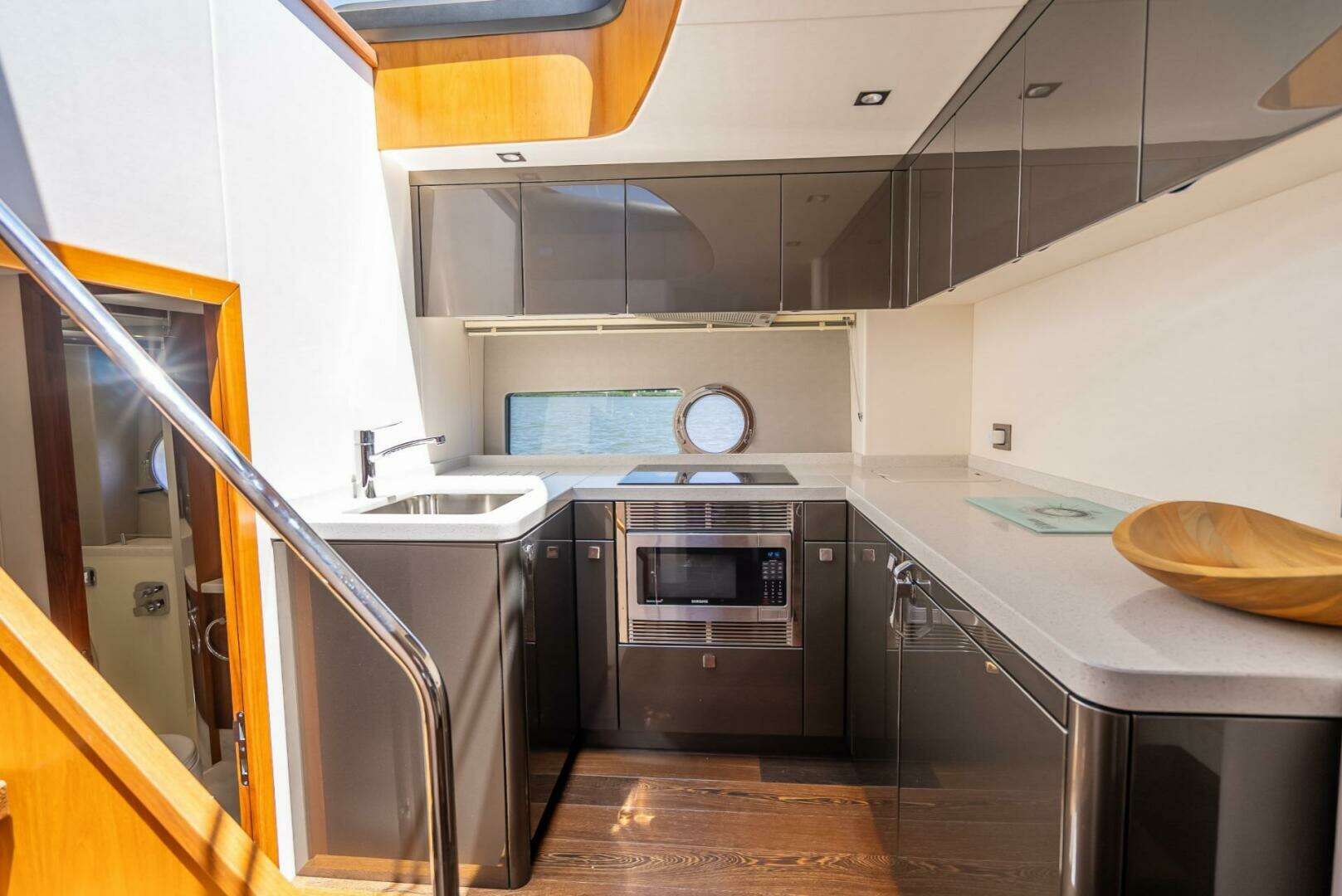 2018 Sunseeker Predator 57 - Image 48