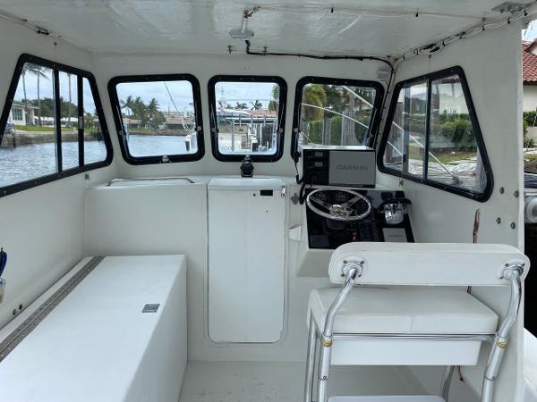 2003 Goldline Pilothouse - 4