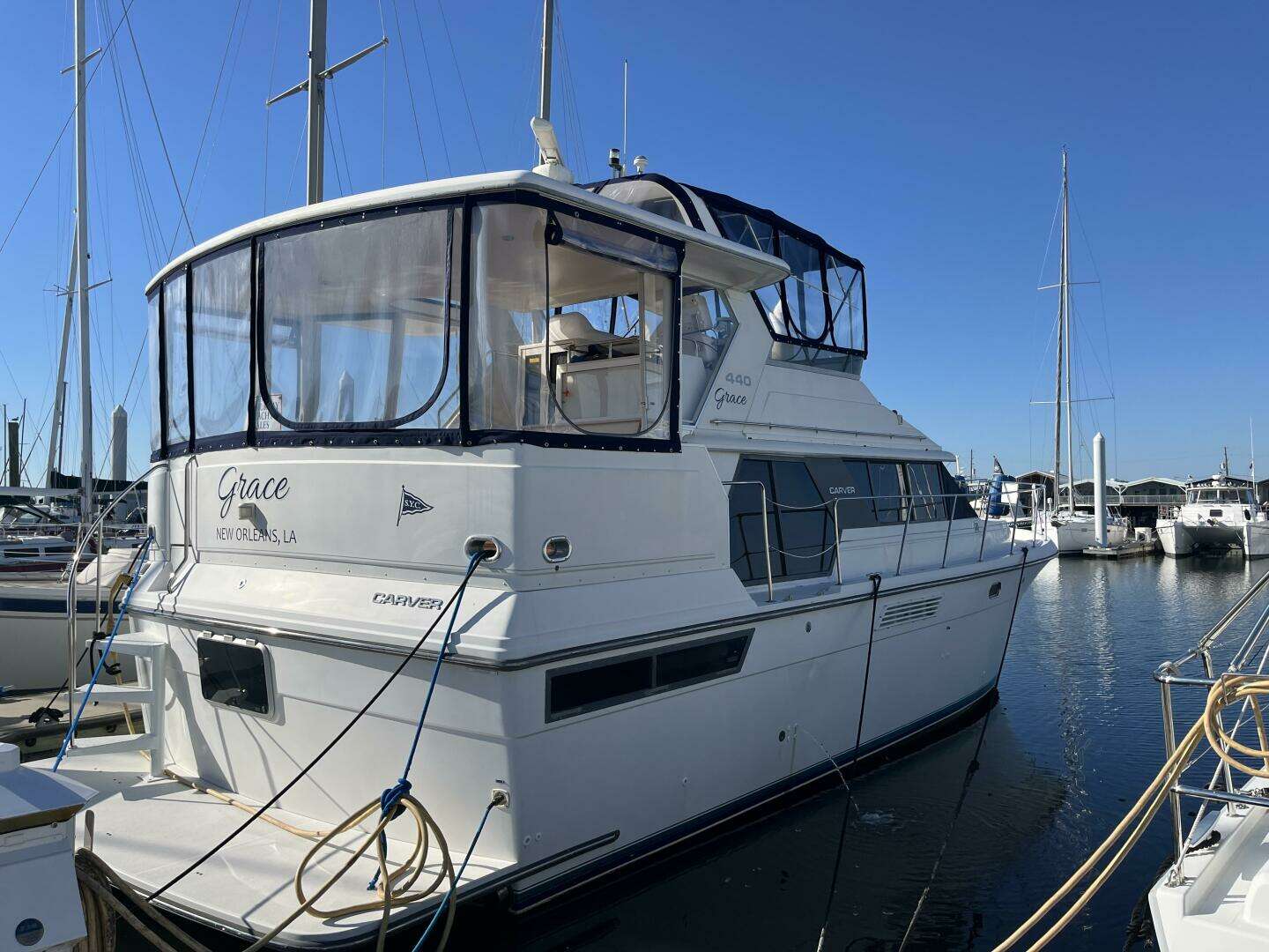 1995 Carver 440 Aft Cabin - Image 63