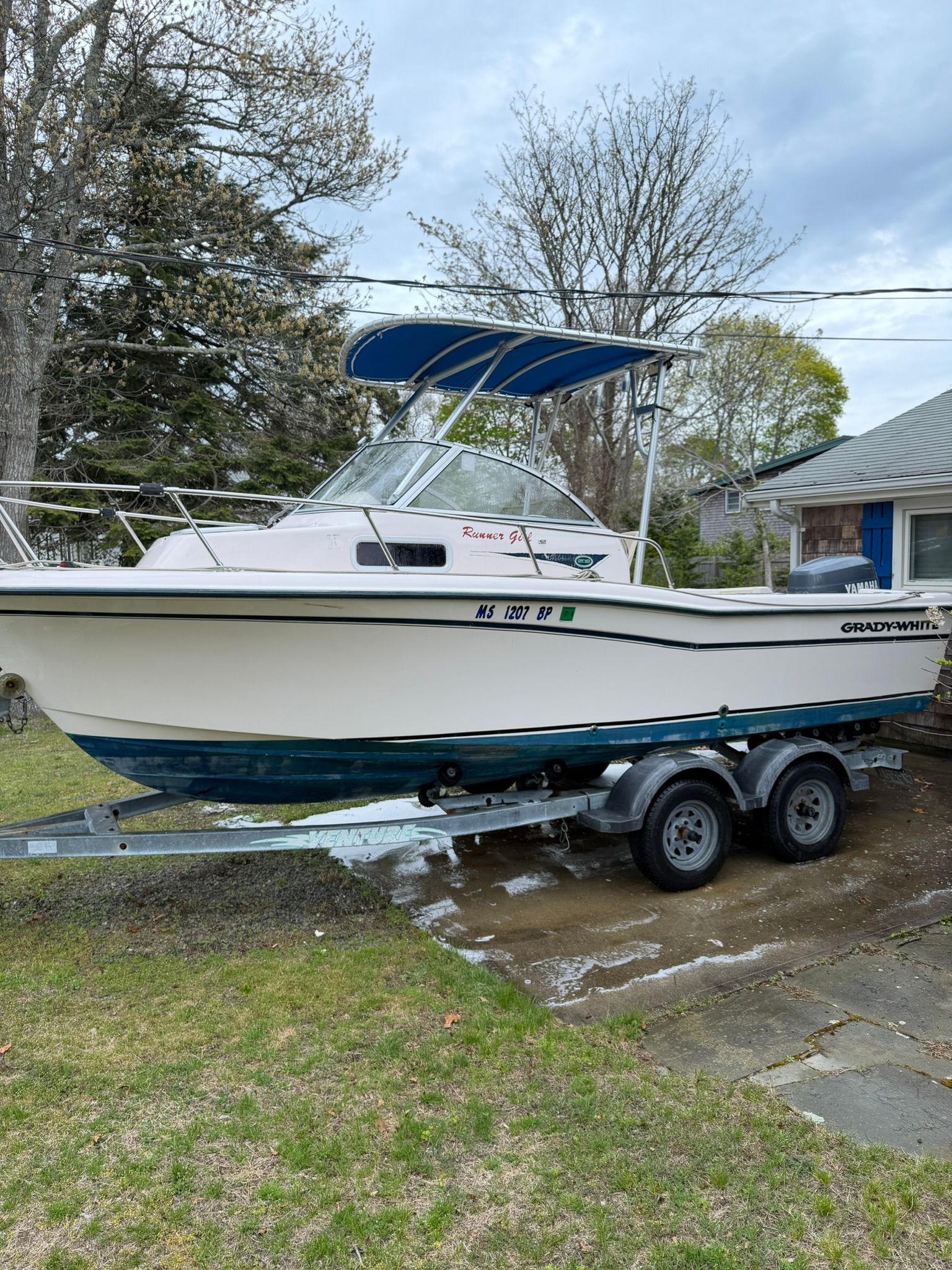 2000 Grady-White Adventure 208 - 2
