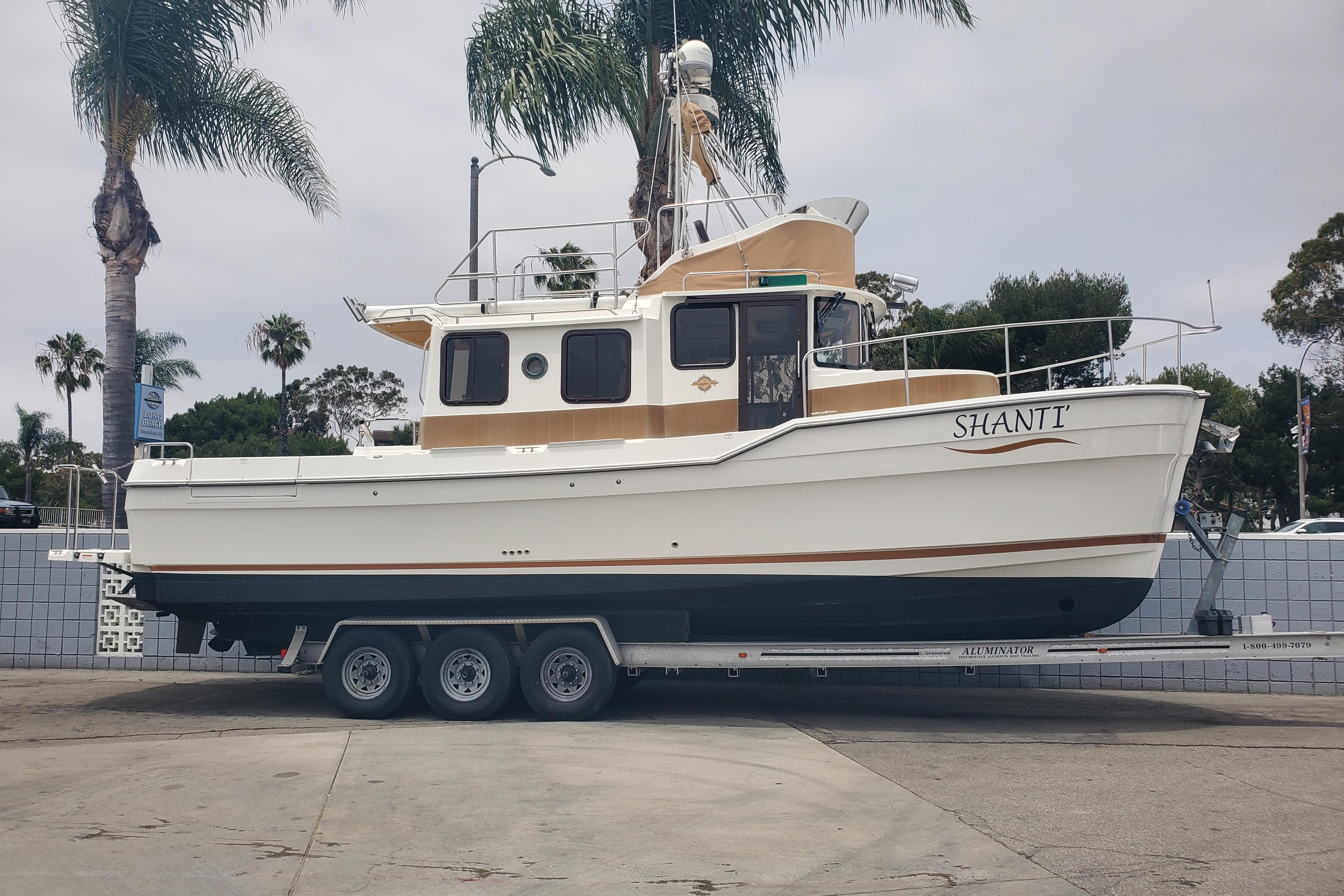 2015 Ranger Tugs R-31 CB