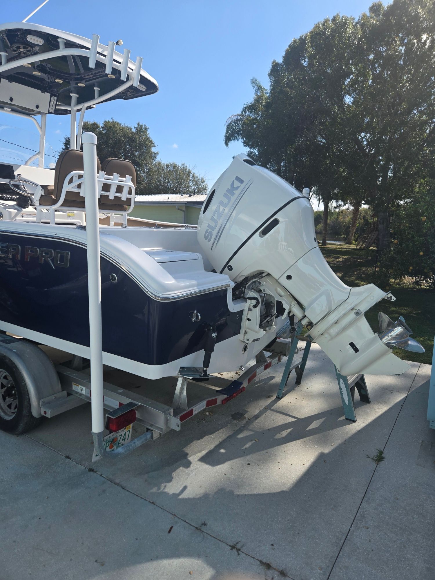 2018 Sea Pro 21.9 boat with Suzuki outboard motor.