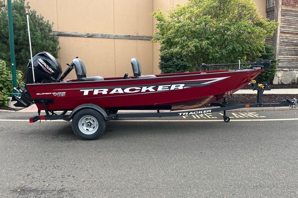 2026 Tracker Super Guide V-16 T