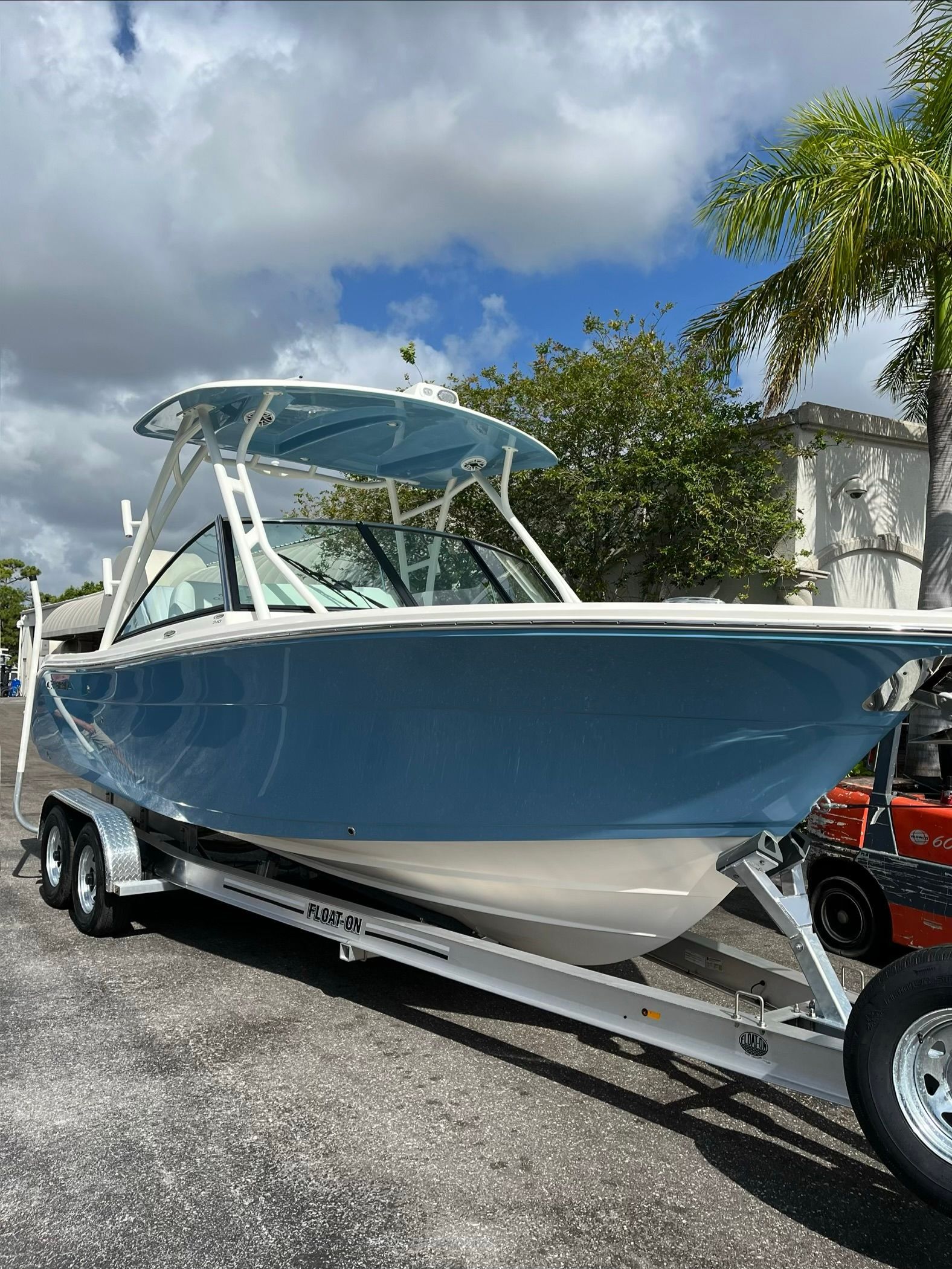 2022 Cobia 240 Dual Console - 2
