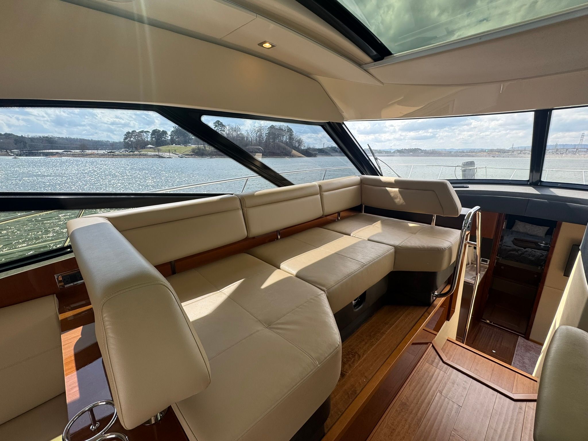 2015 Sea Ray Sundancer - 22