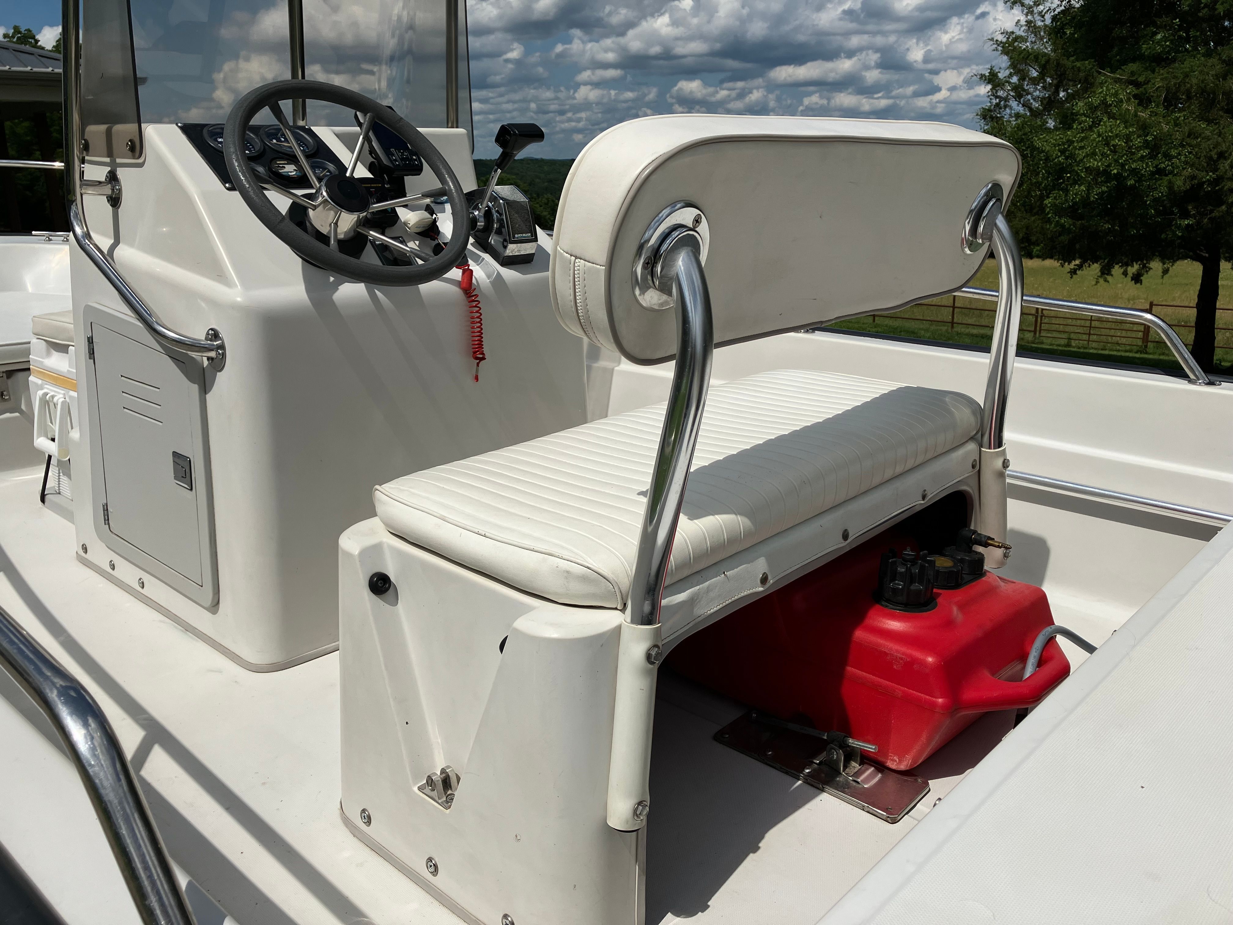 1995 Boston Whaler Dauntless 15 - 7