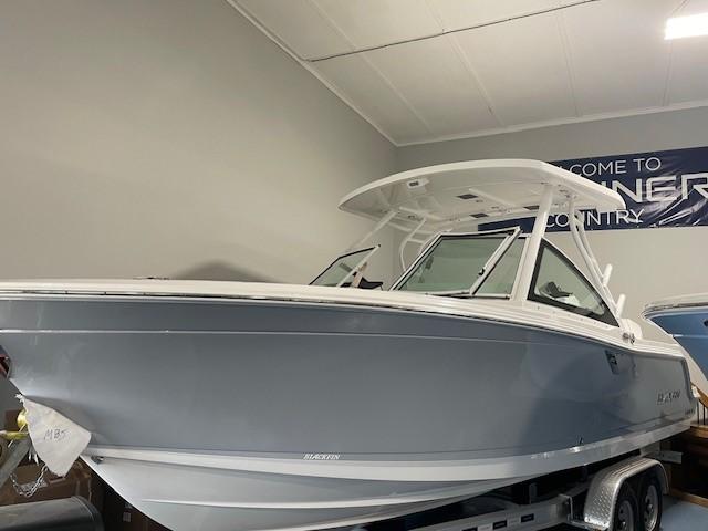 2023 Blackfin 252 DC