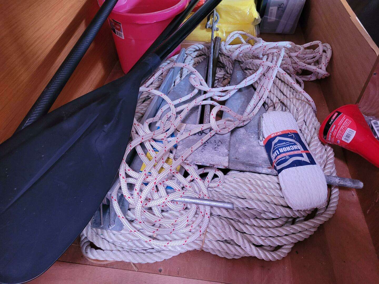 2014 Jeanneau 379 - Image 52