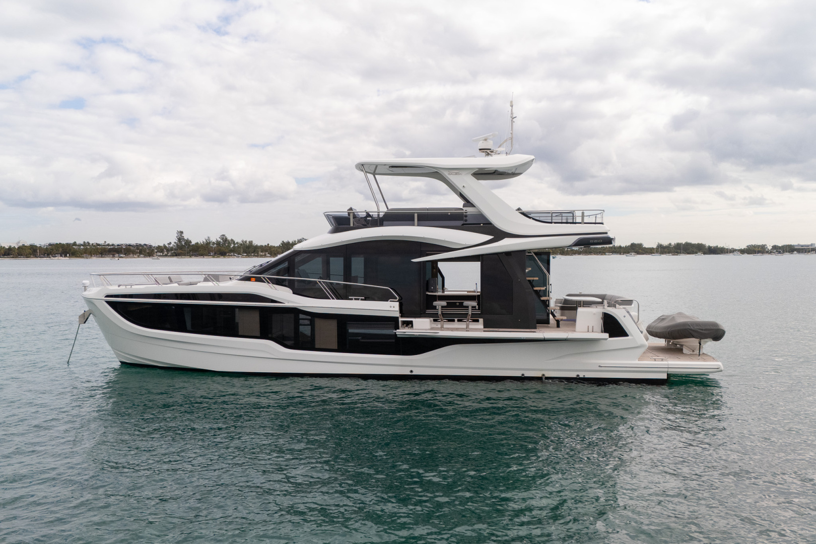 2025 Galeon 560 FLY - Image 79