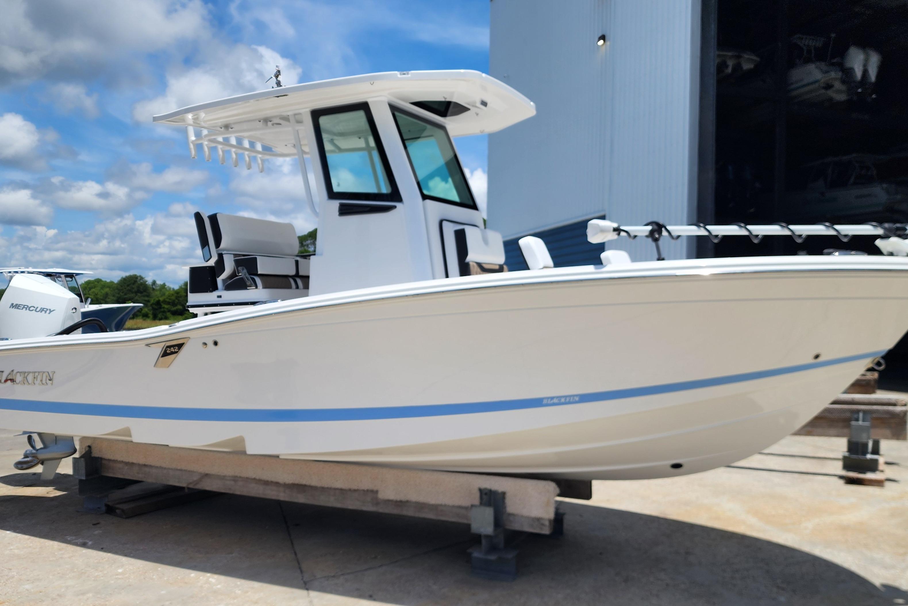 2026 Blackfin 242 HB