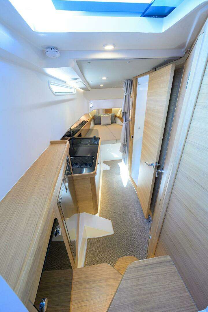2024 Nimbus Commuter 11 - Image 15