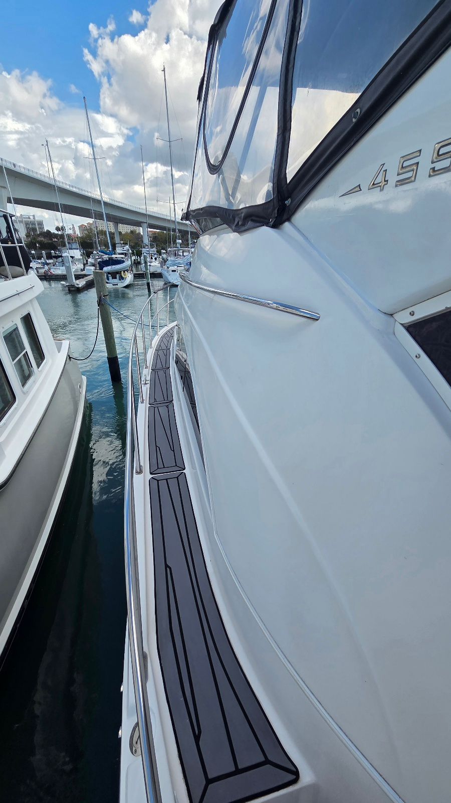 2004 Meridian 459 Motoryacht - 13