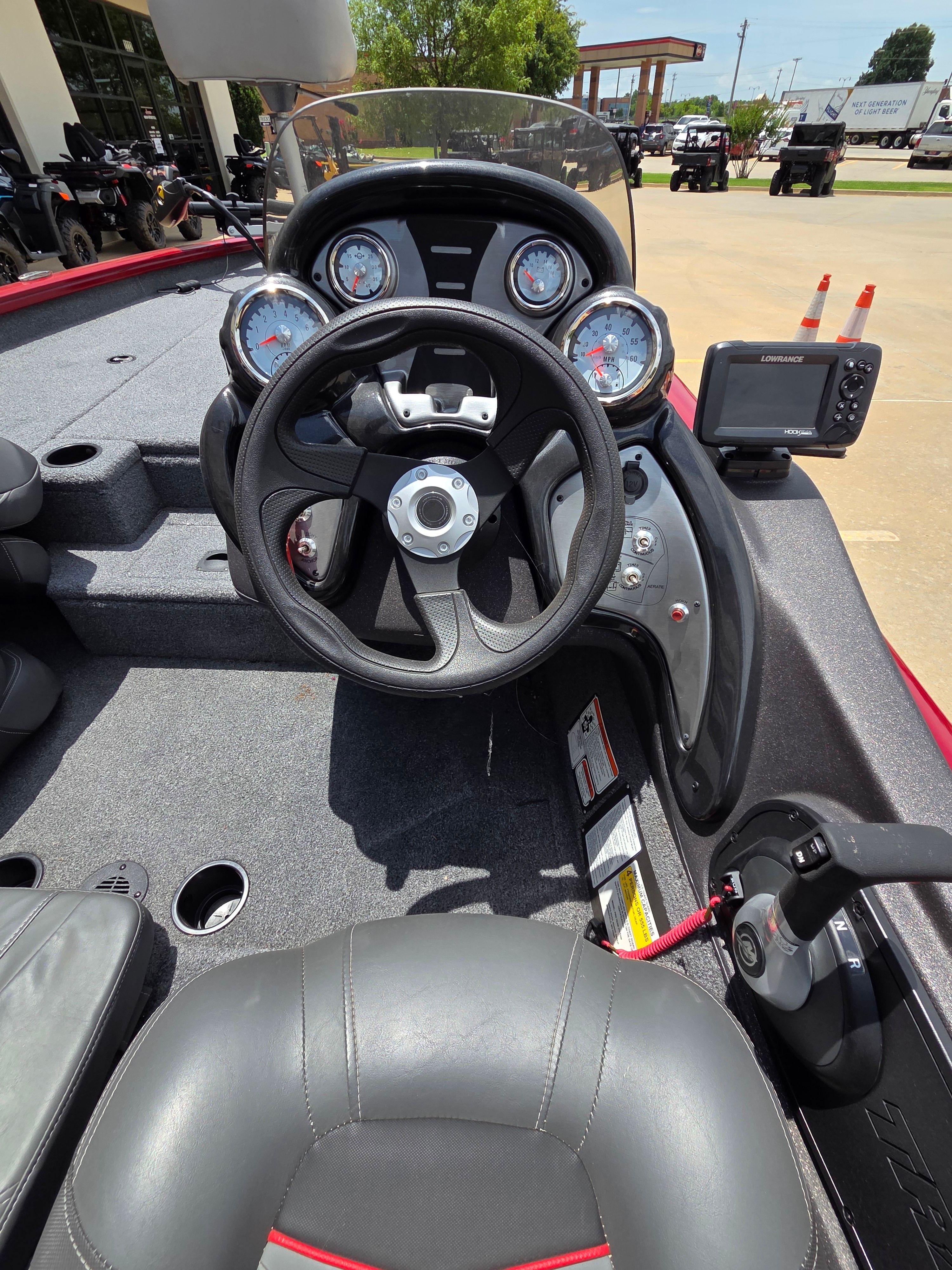 2022 Tracker Pro Team 175 TXW - 11