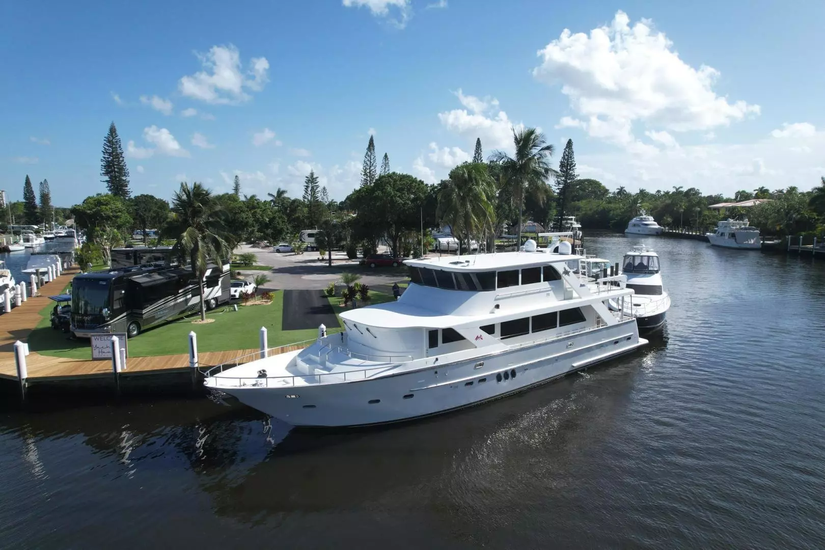 2006 Jefferson Starship Pilothouse - Image 2