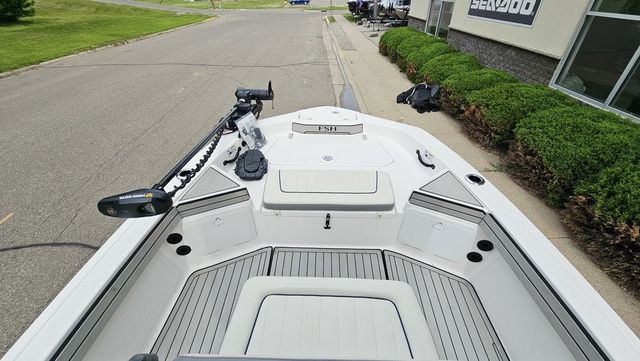 2020 Yamaha Boats 195 FSH Sport - 14