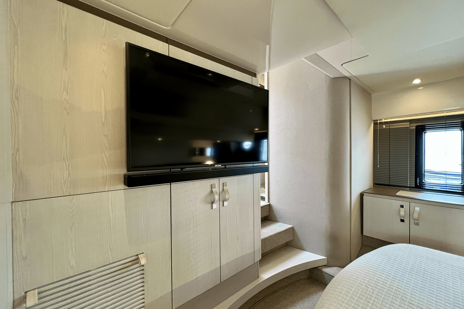 2019 Azimut 50 FLYBRIDGE - Image 79