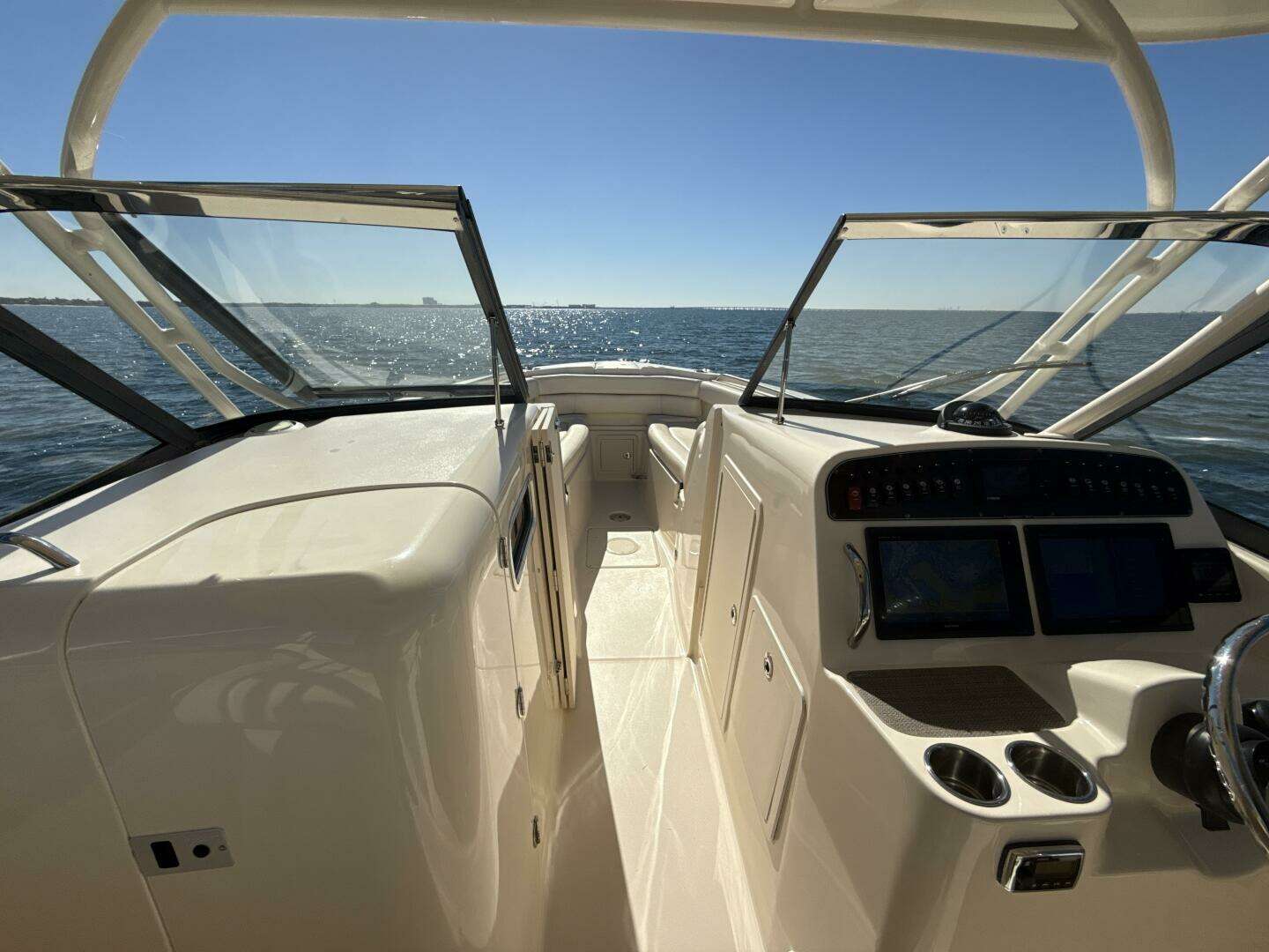 2016 Grady-White 307 Freedom - Image 28