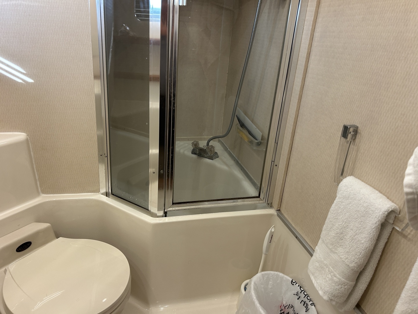 1999 Bayliner 4788 - Image 34