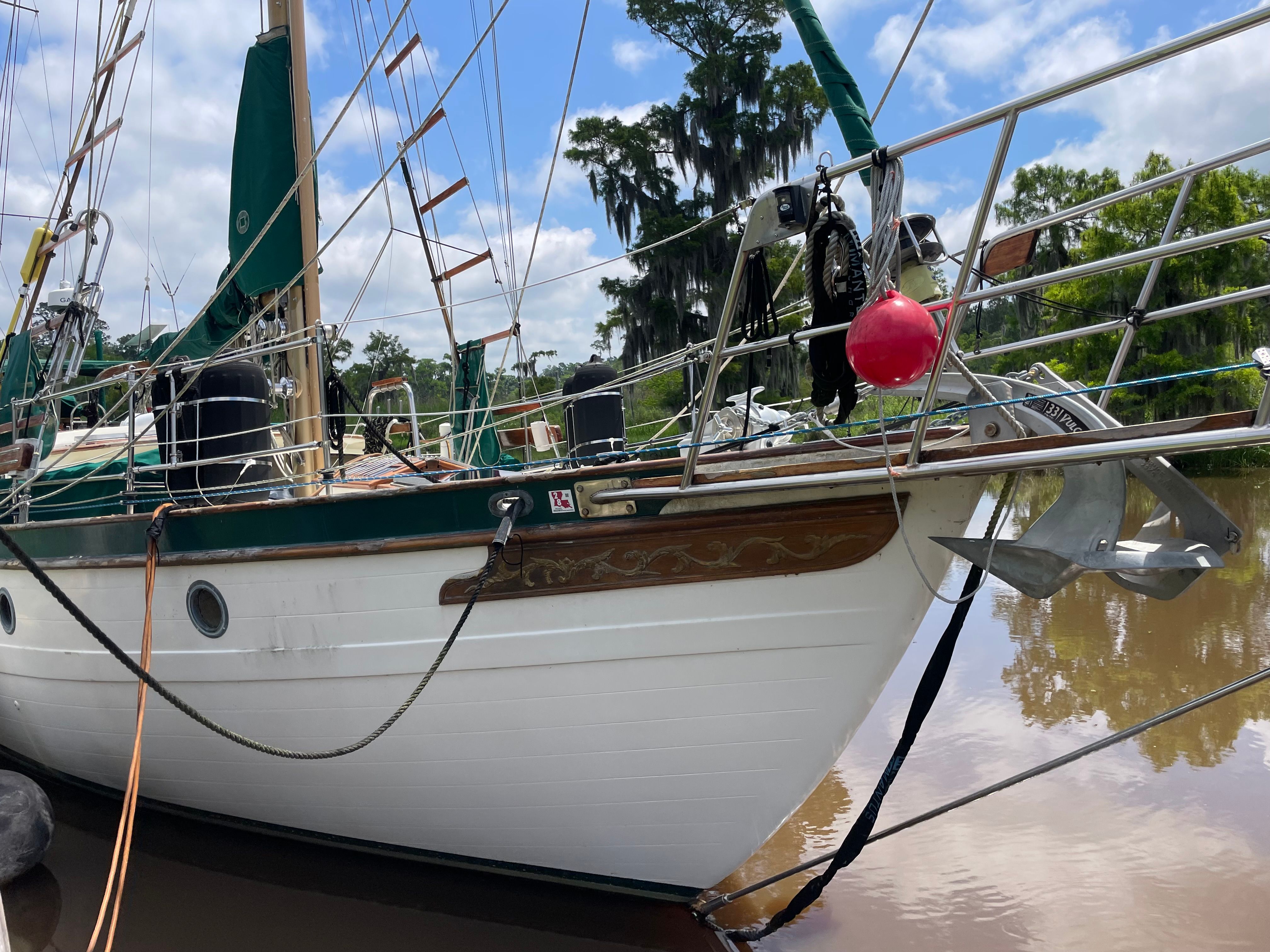 1983 Formosa Spindrift 43