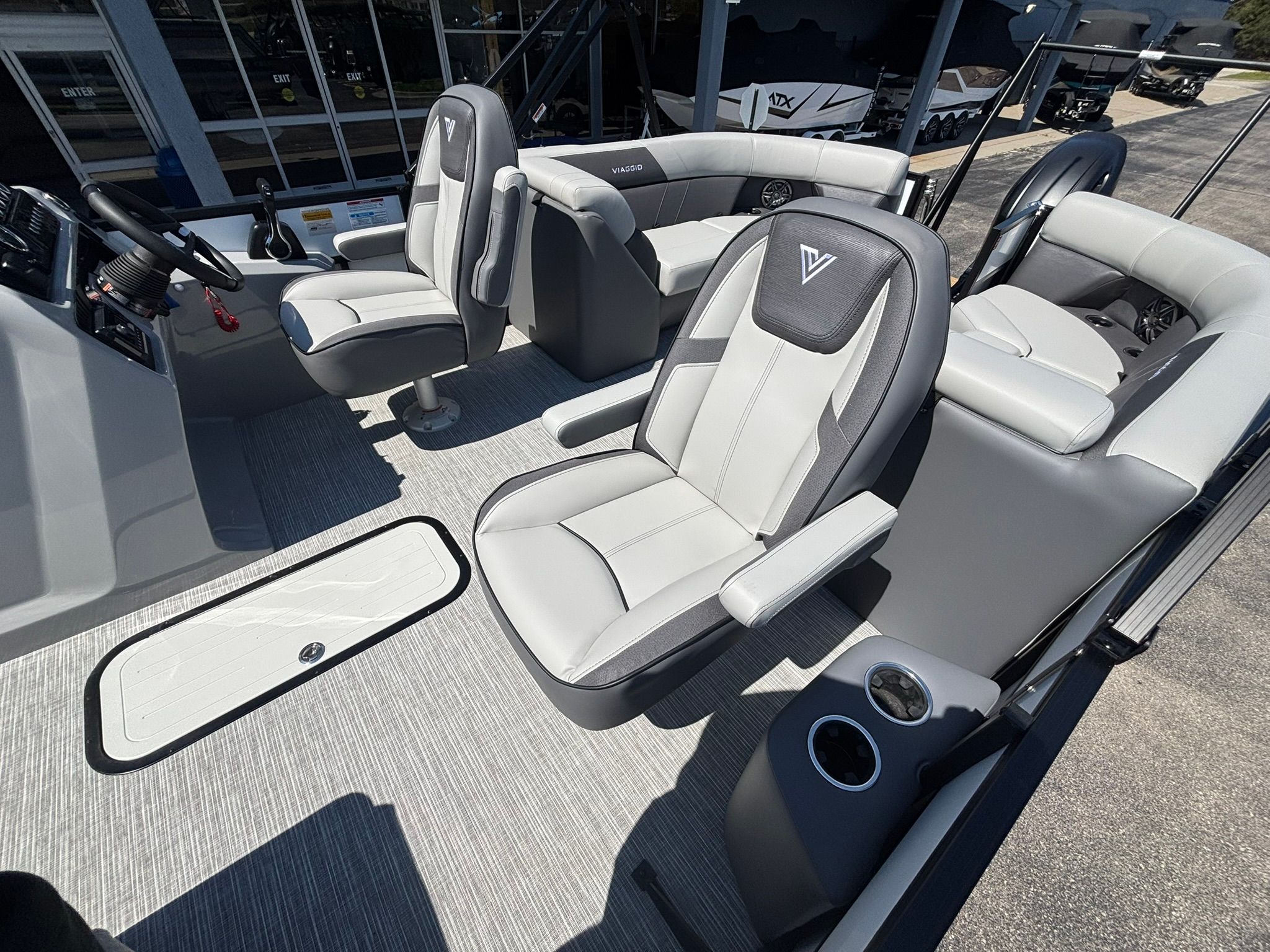 2026 Viaggio V22U - 22