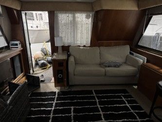 1986 Carver 42' Cockpit MY - 14