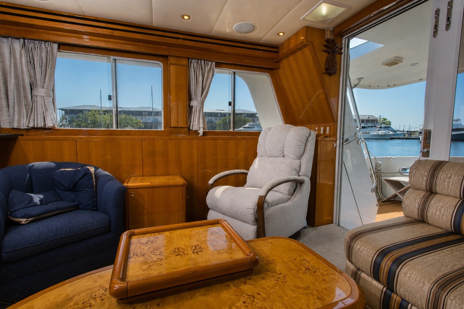2003 Jefferson 57 Pilothouse - Image 44