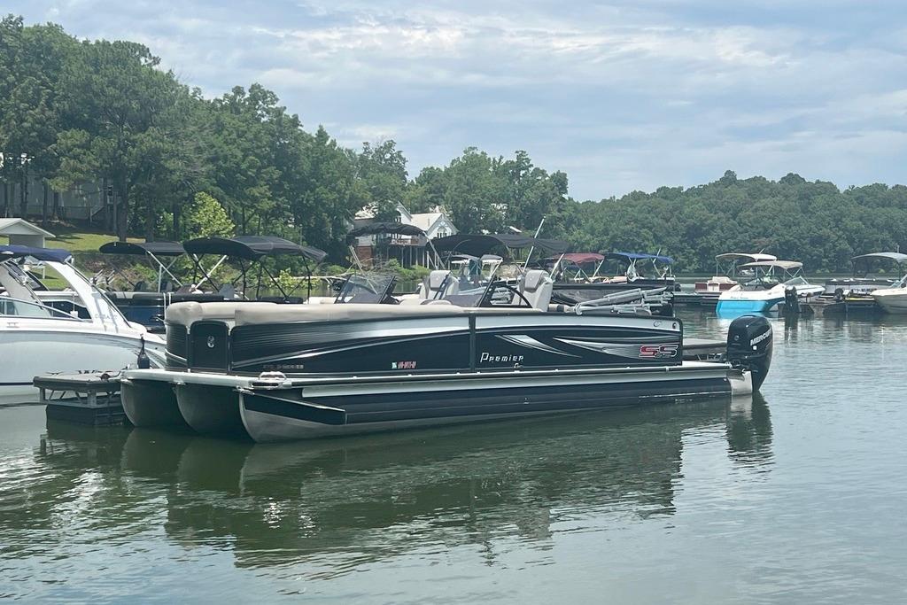 2017 Premier 270 Super Sport