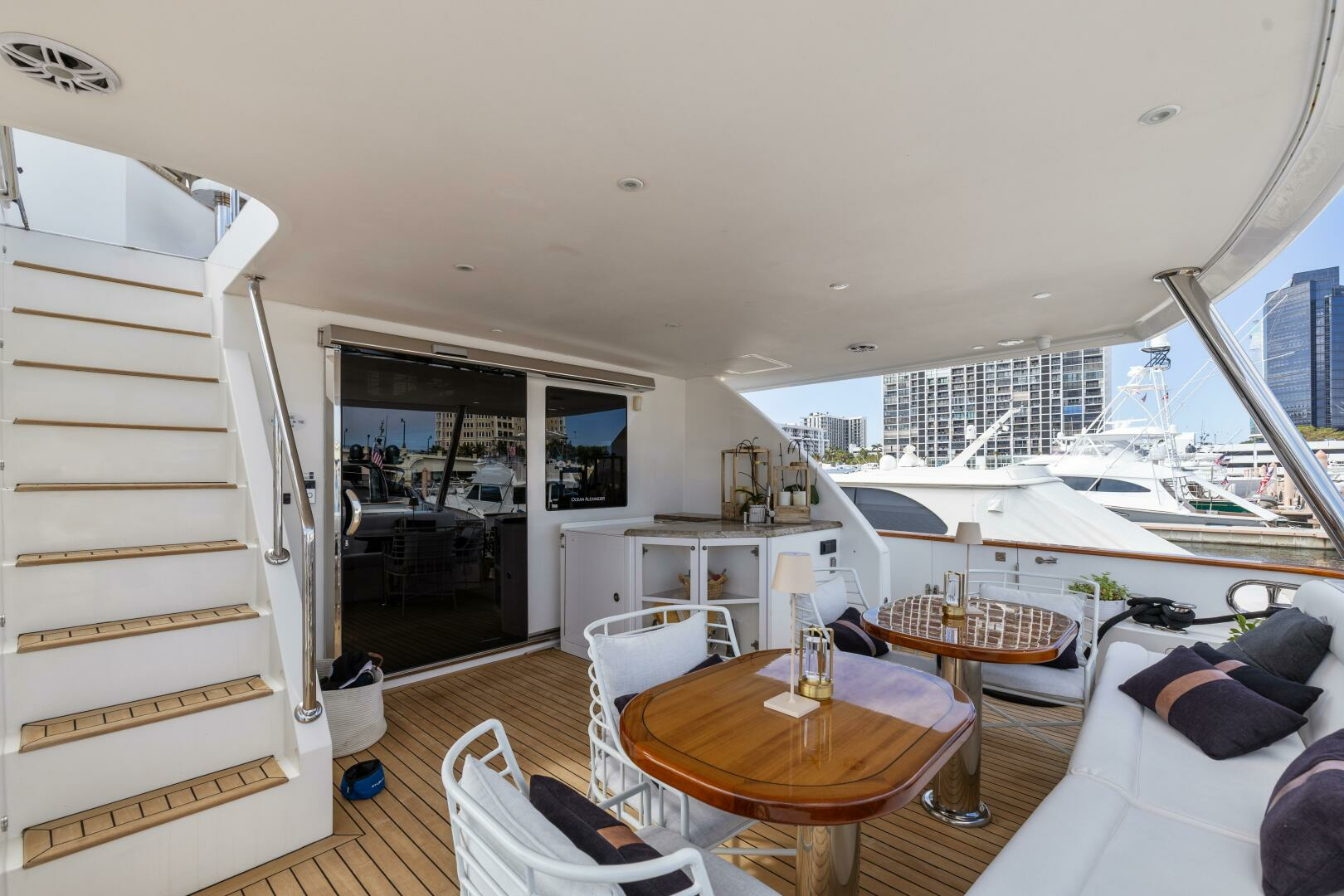 2010 Ocean Alexander 83 - Image 39
