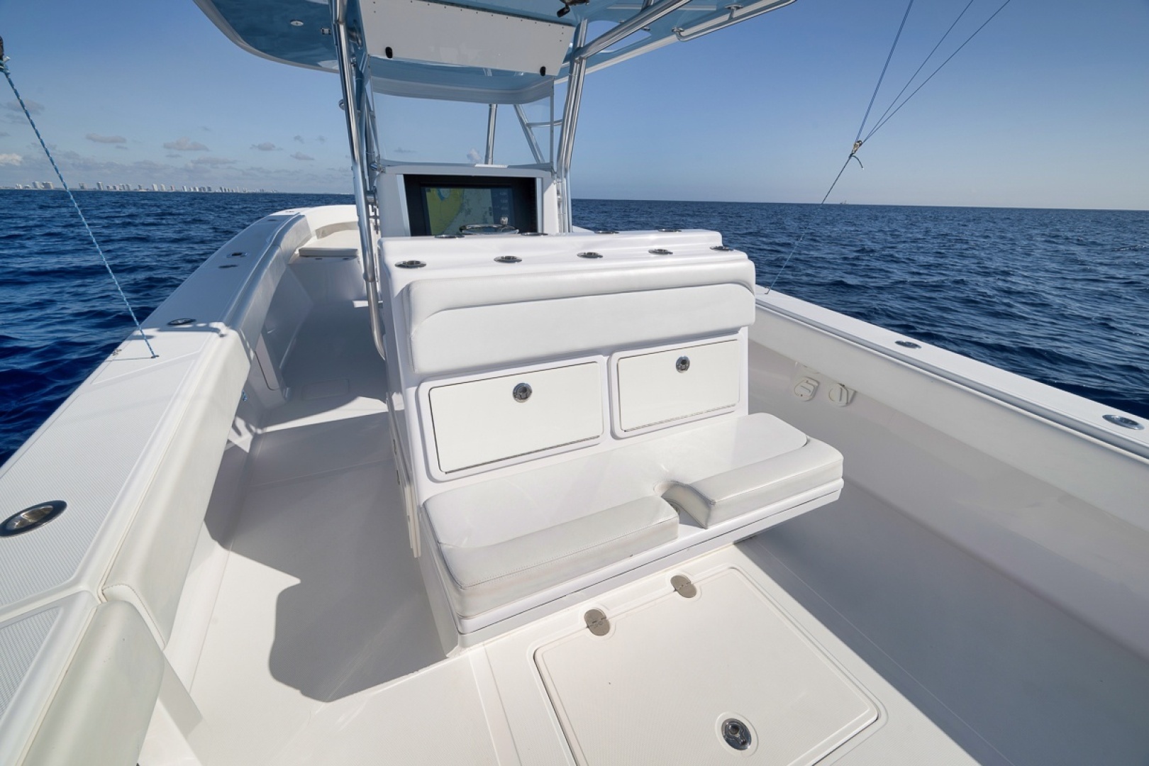 2017 Bahama 41CC - Image 32