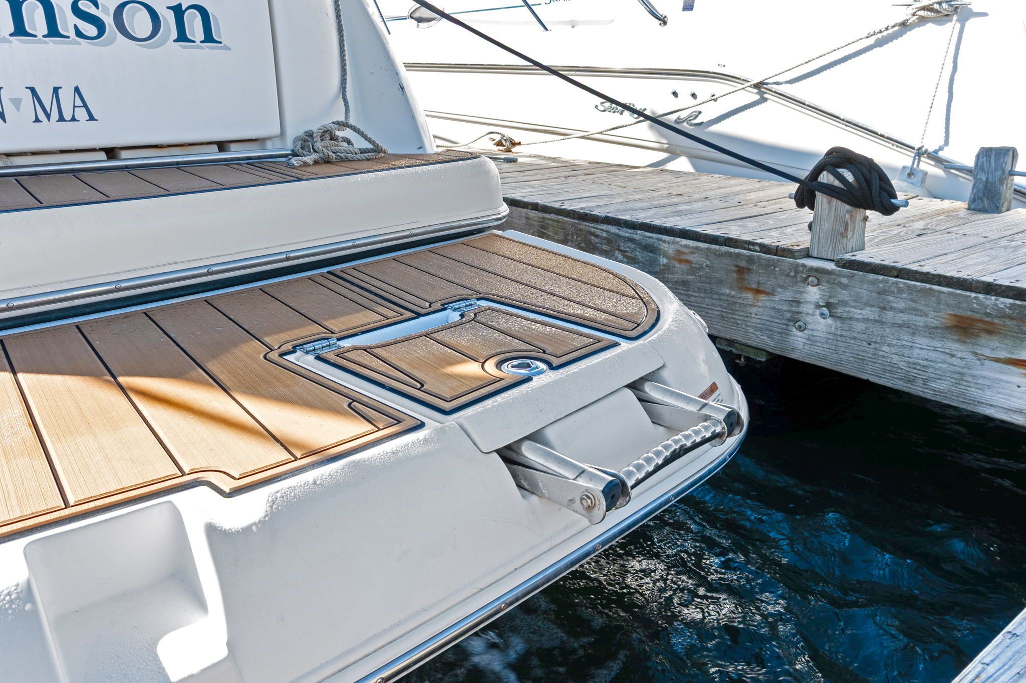 2007 Larson Cabrio 330 - 52