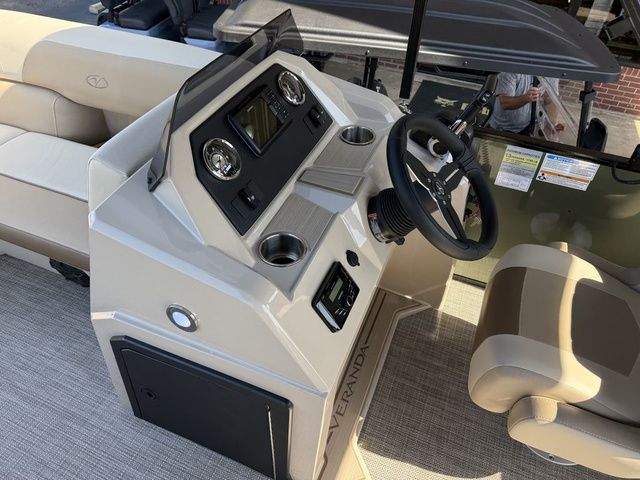 2027 Veranda 22XRC - 16