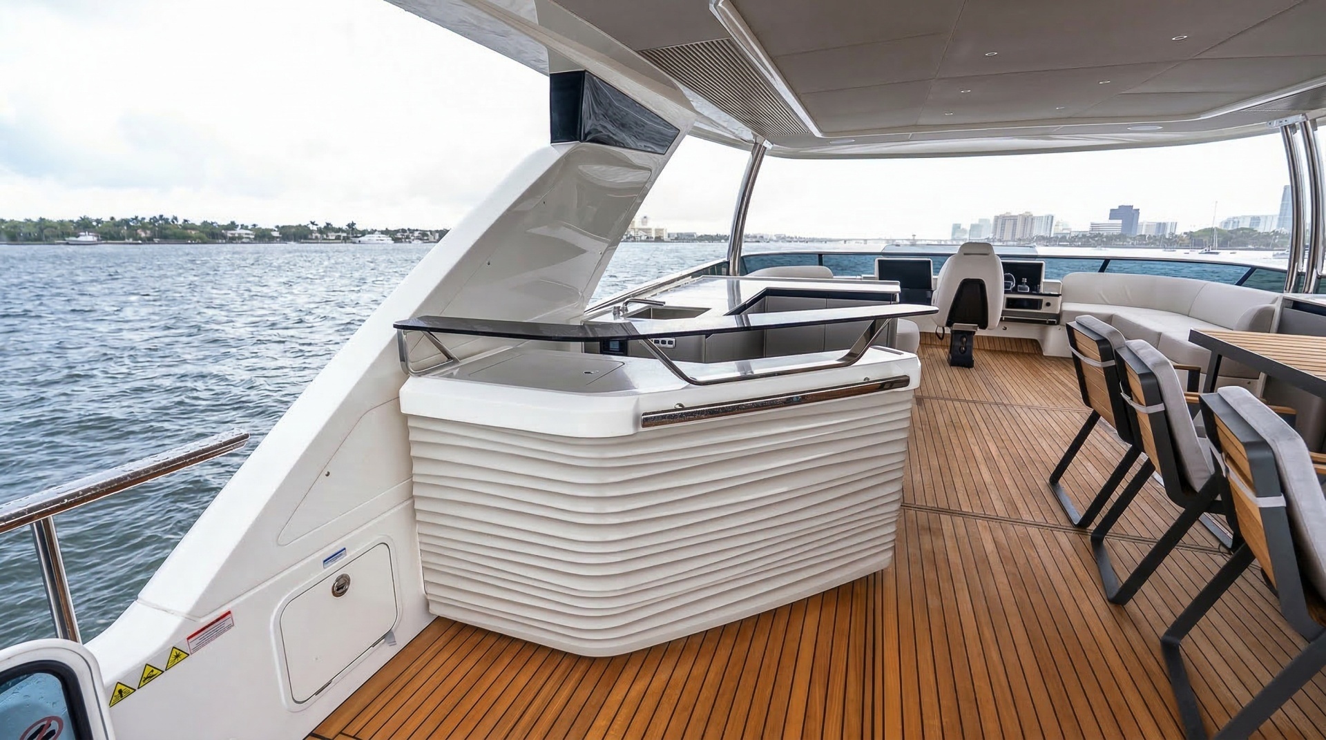 2027 Absolute Navetta 70 - Image 17