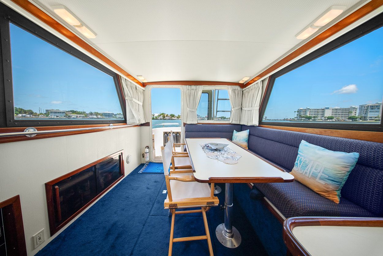 2001 Camano 31 Trawler - 5