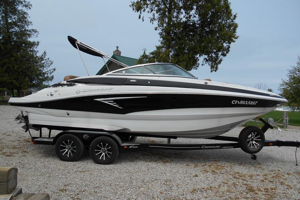 2024 Crownline Eclipse E235