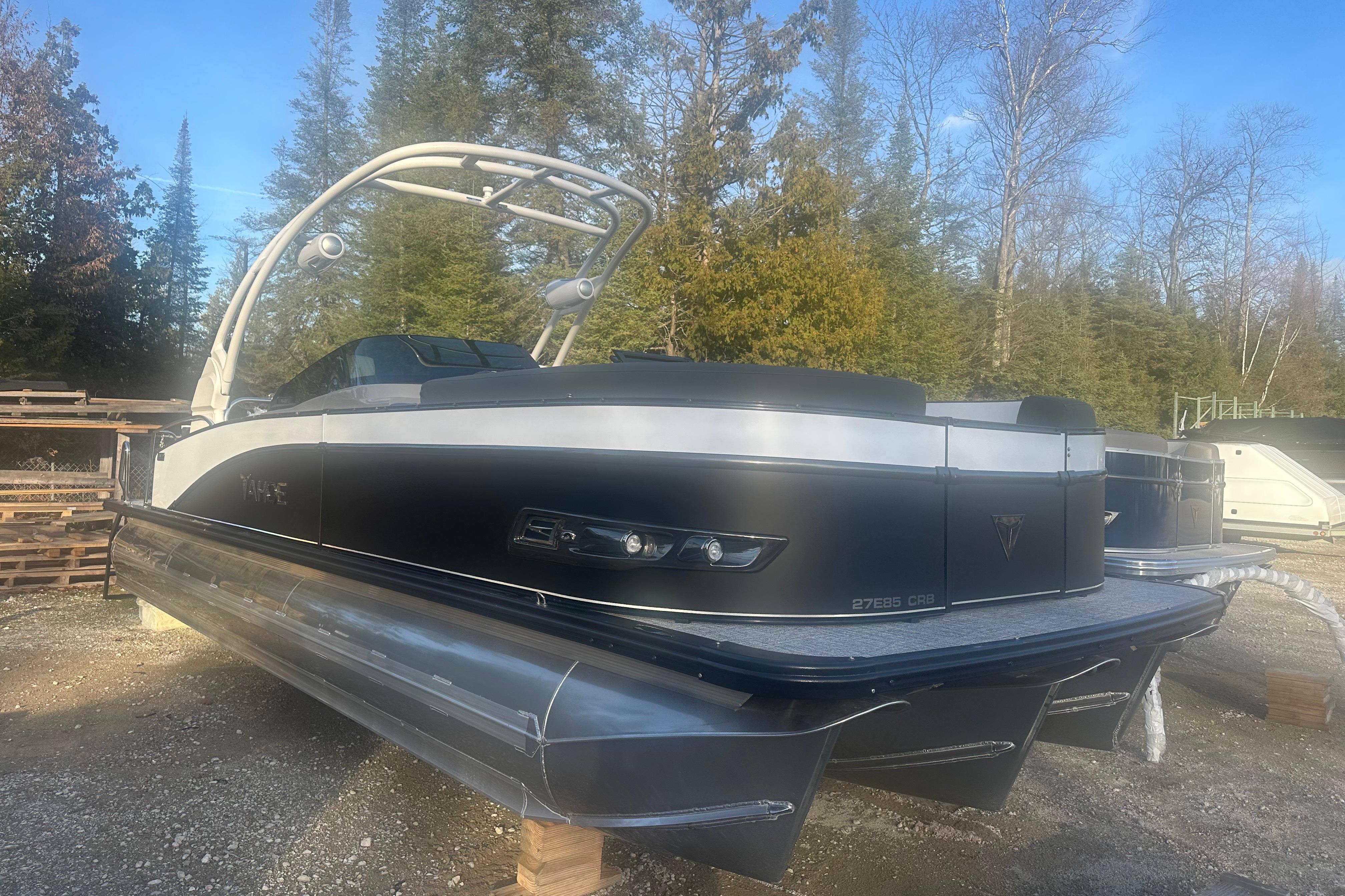 2026 Tahoe Pontoon Cascade Cruise 25'