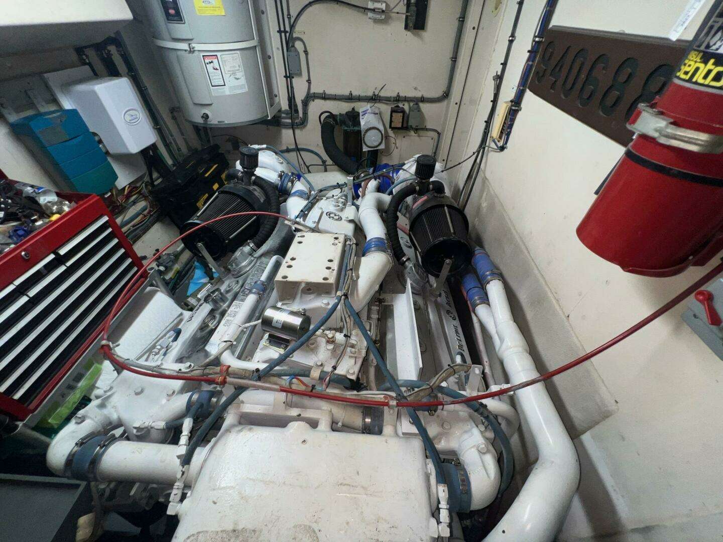 1988 Hatteras Motor Yacht - Image 122