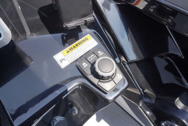 2025 Yamaha Boats AR250 - 16