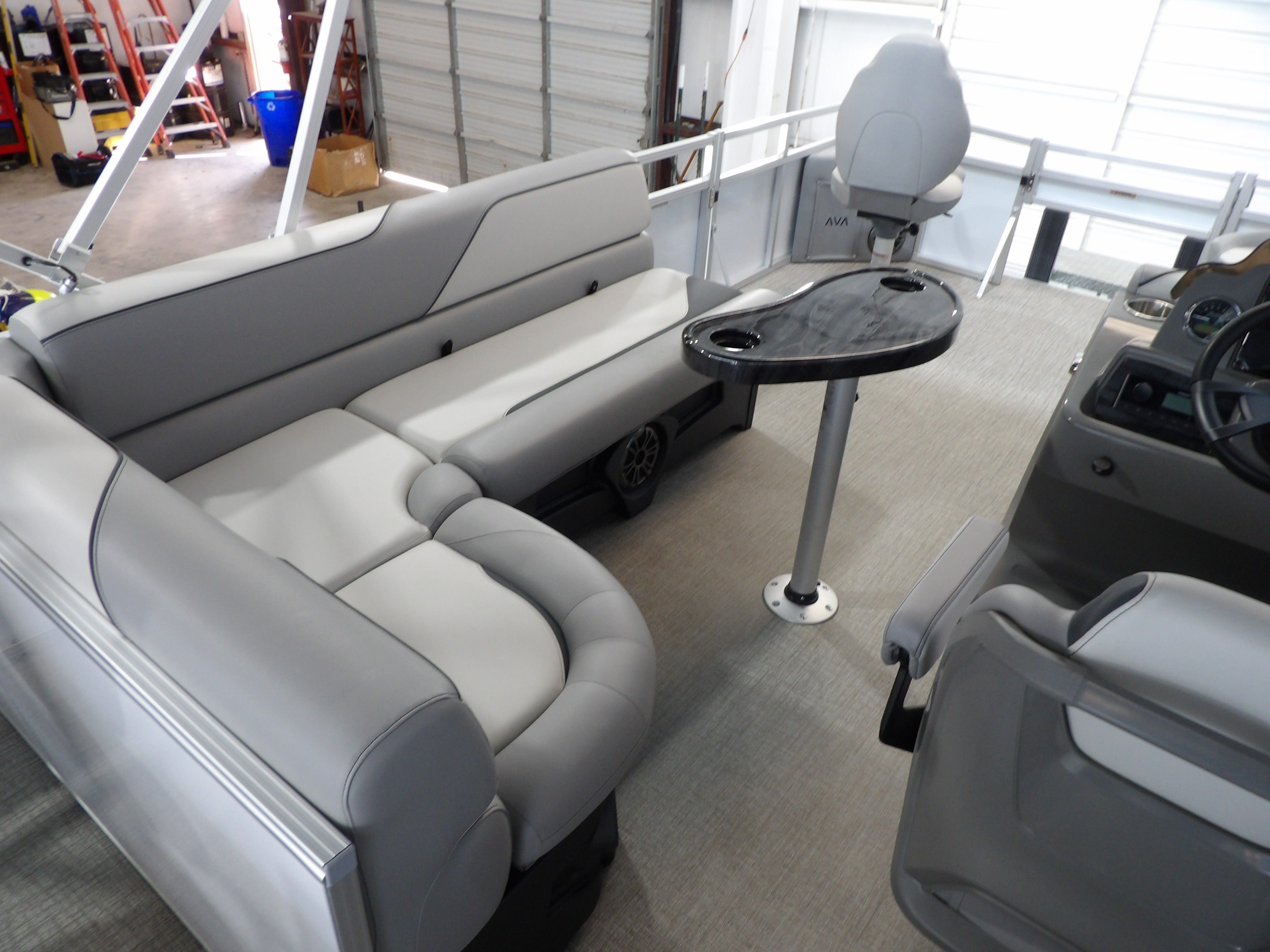 2026 Avalon Venture Quad Fish - 19' - 25