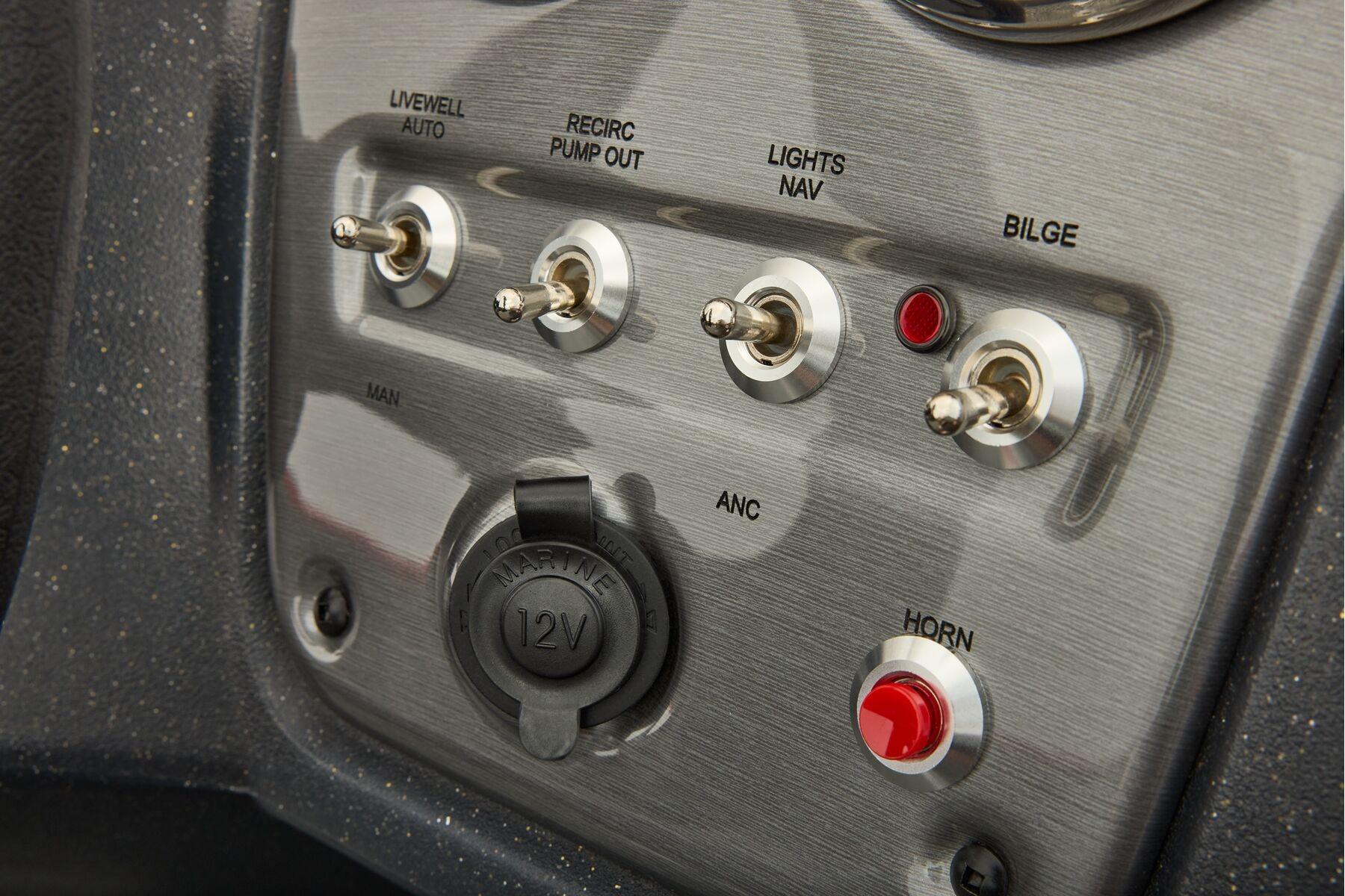 2026 Tracker Pro Guide V-16 SC - 28